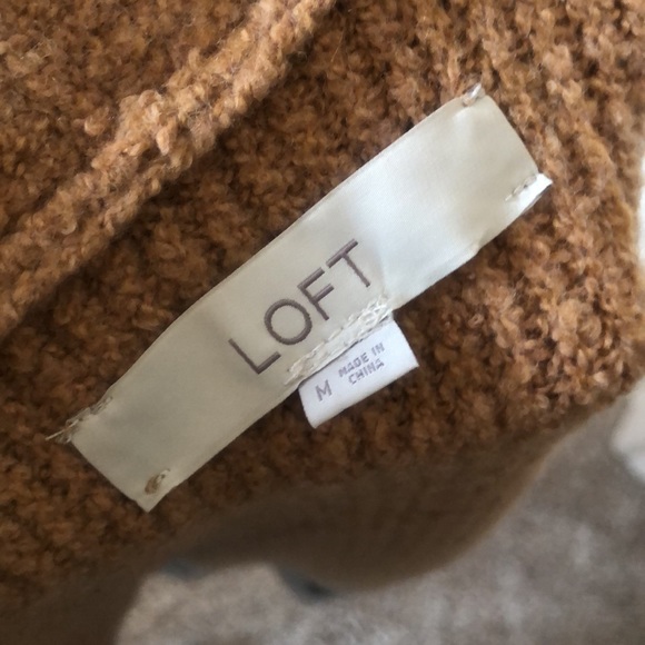 LOFT tan sweater vest with grey stripe size M - Picture 4 of 5